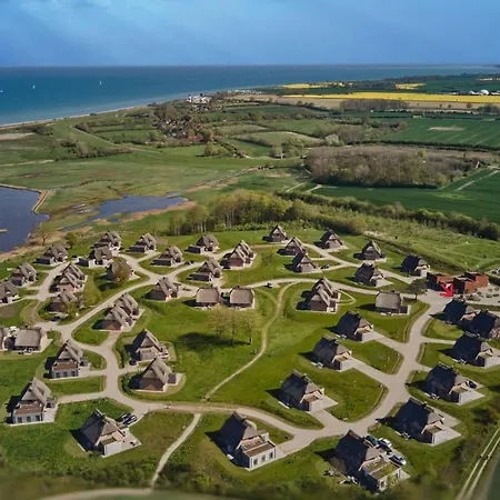 Reetdorf Geltinger Birk Malerhaus Nebeltreiben * Nieby (Nieby, Schleswig-Flensburg)